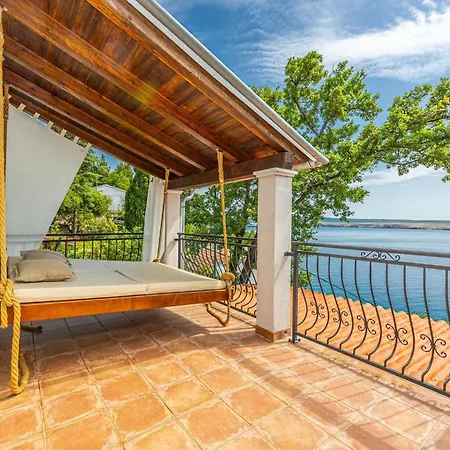 Seaview With Bubble Bath Villa *